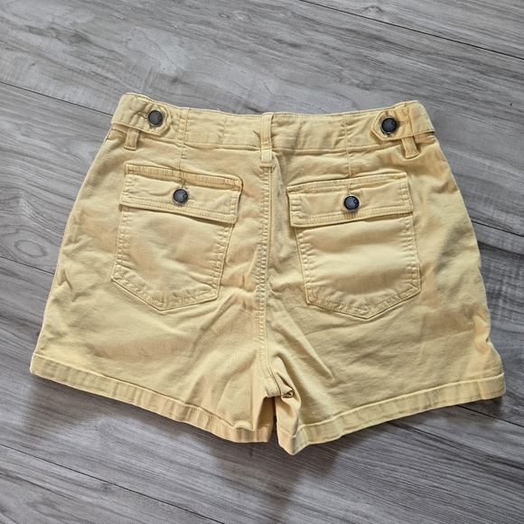 Yellow Cargo Shorts with Casual Style - Picture 7 of 7